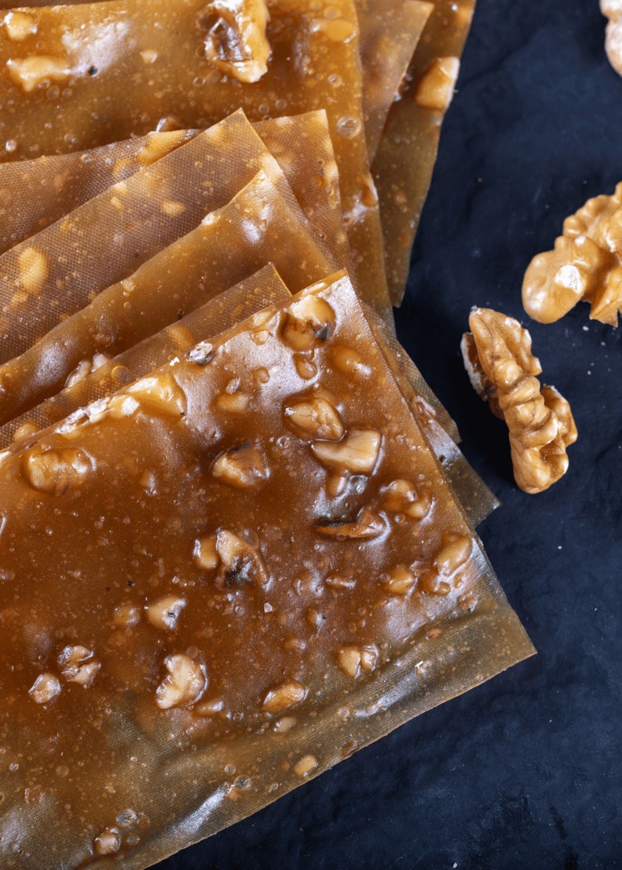 Pestil Köme mit Walnüssen