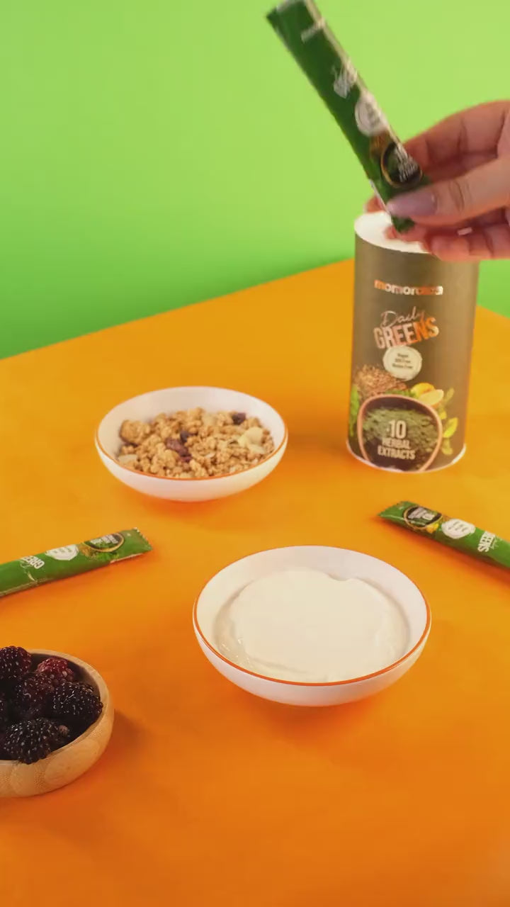 Video laden: Momordica Daily Greens (Spirulina, Grüntee, Rosmarin, Sennesblätter, Fenchel +10 Kräuter)
